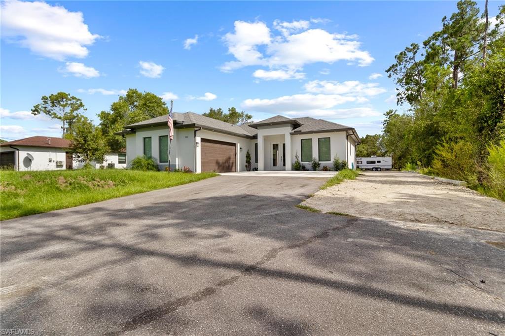 GOLDEN GATE ESTATES - Residential