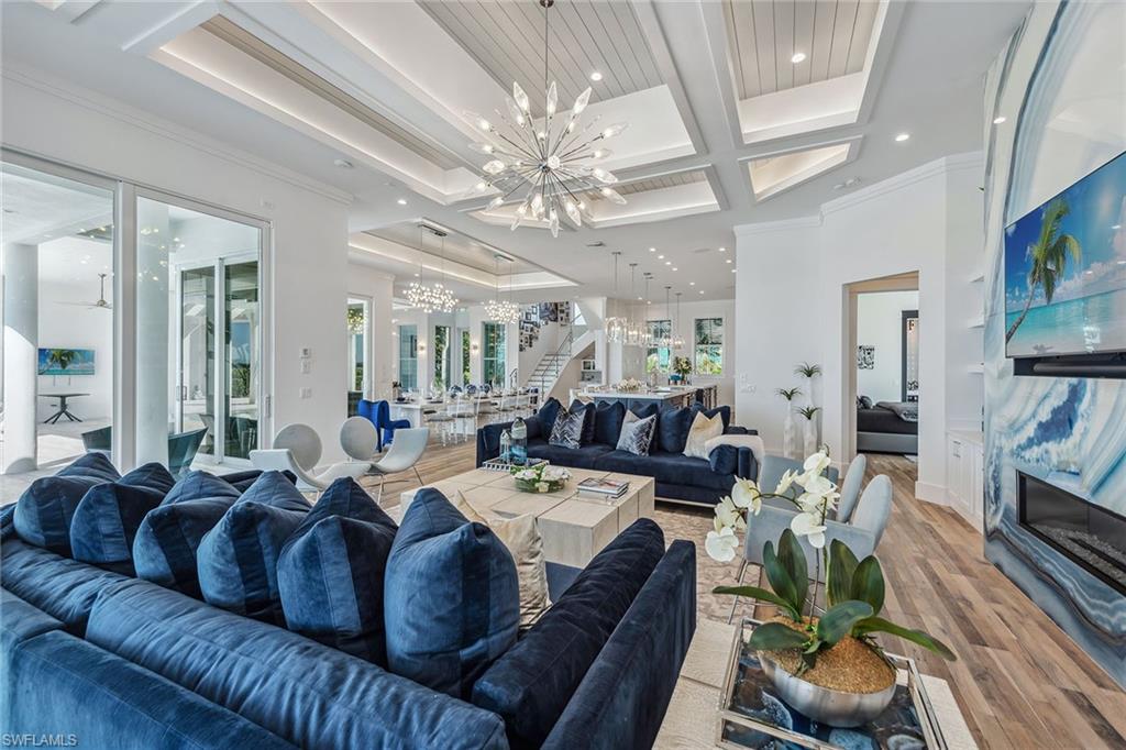 MARCO ISLAND - Residential