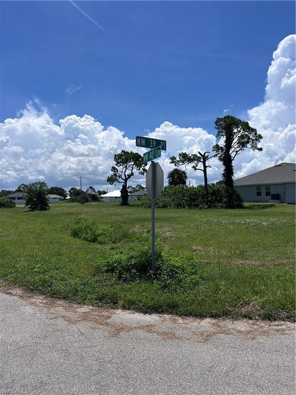 CAPE CORAL - Land