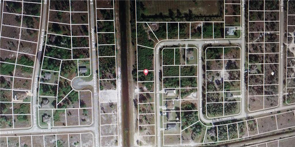 LEHIGH ACRES - Land