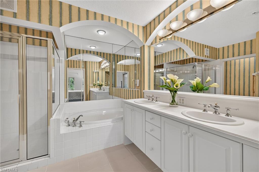 PALM COLONY - Residential
