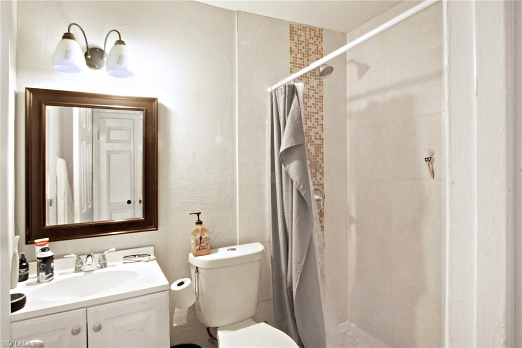 PINE VIEW VILLAS - Residential Income