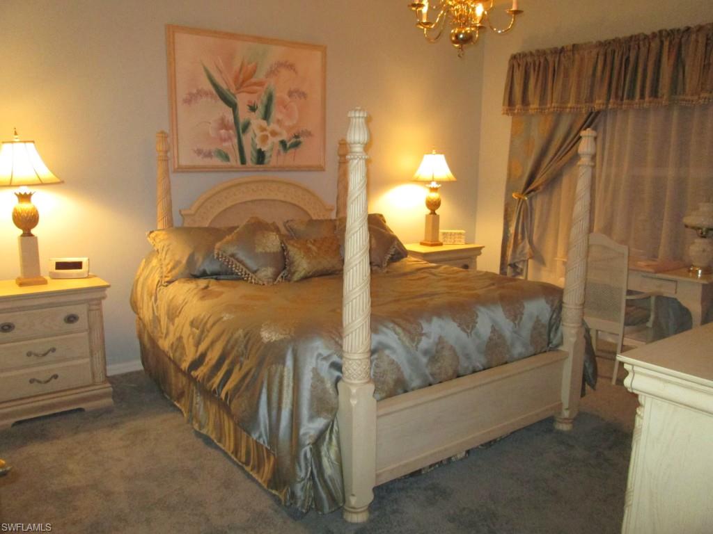 FEATHERBROOK - Residential