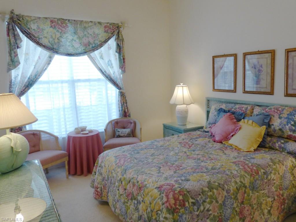 FEATHERBROOK - Residential