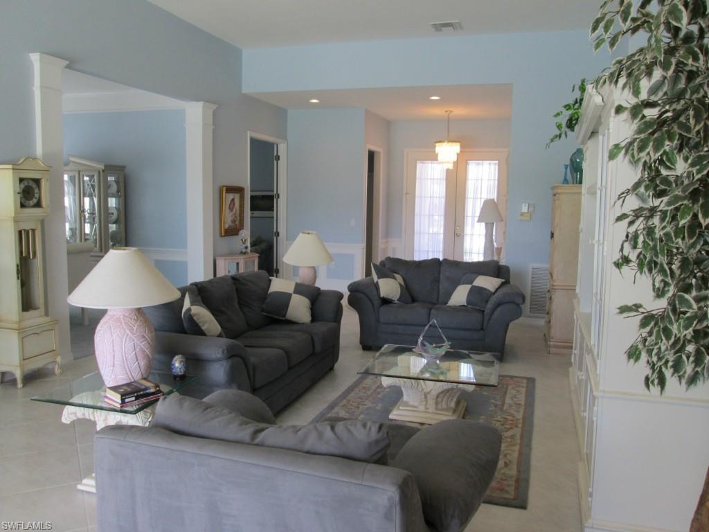 FEATHERBROOK - Residential