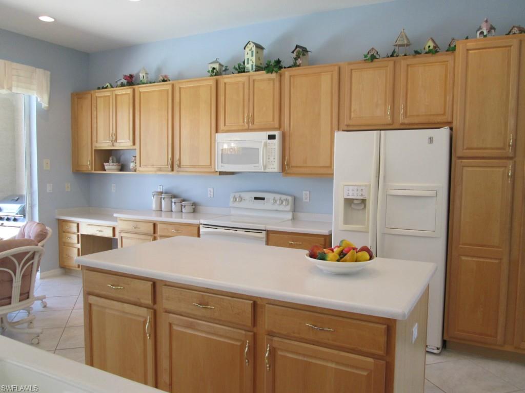 FEATHERBROOK - Residential