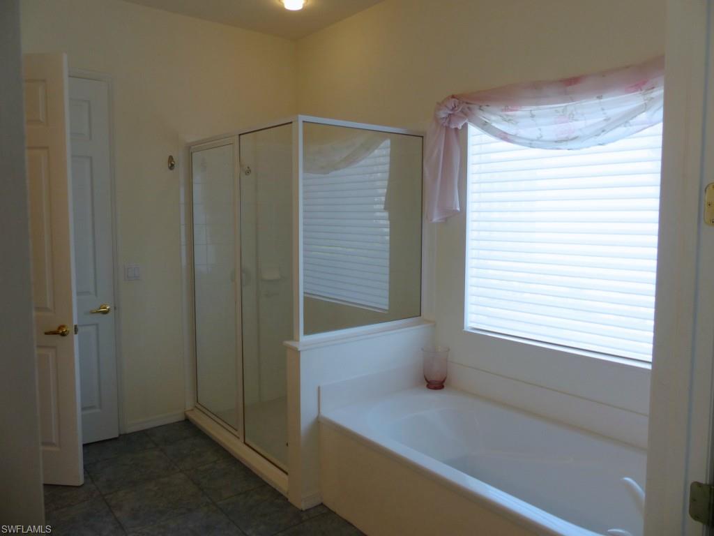 FEATHERBROOK - Residential