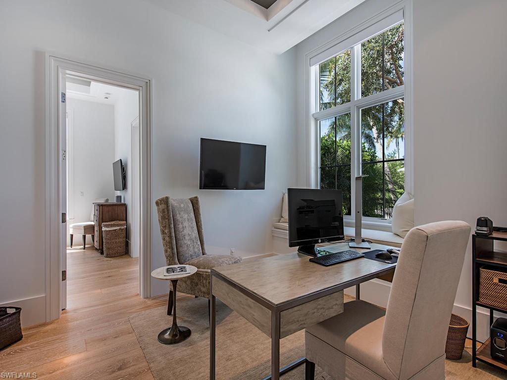 OLDE NAPLES - Residential
