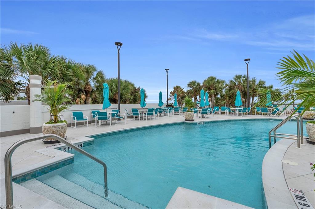 ESTATES AT BAY COLONY GOLF CLUB - Residential