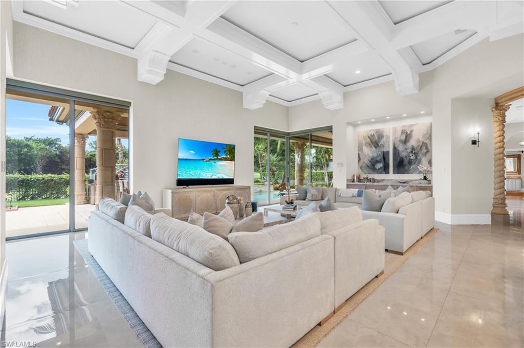 ESTATES AT BAY COLONY GOLF CLUB - Residential