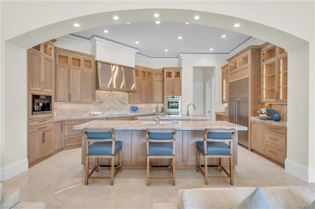 ESTATES AT BAY COLONY GOLF CLUB - Residential