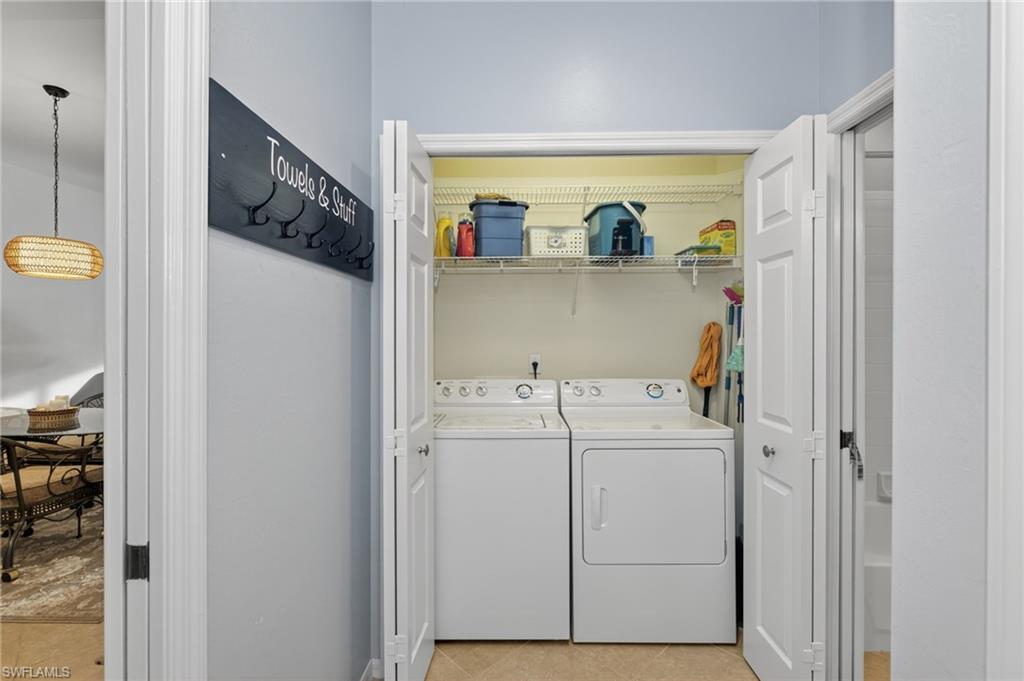 SUTTON WALK - Residential Lease