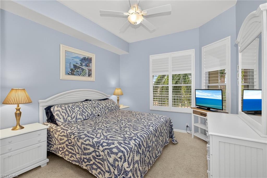 SUTTON WALK - Residential Lease
