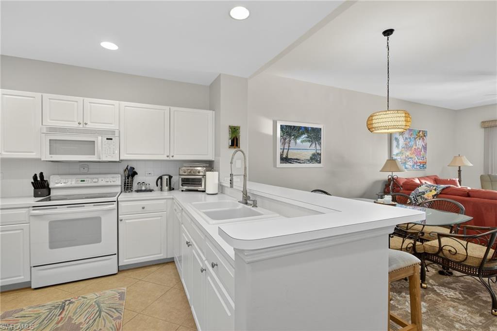 SUTTON WALK - Residential Lease