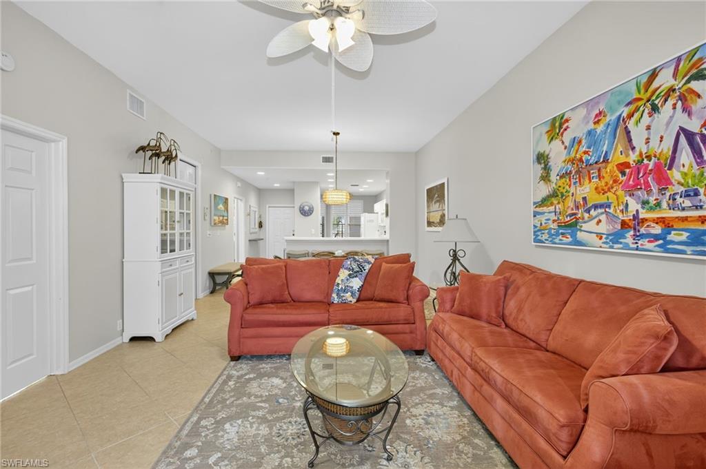 SUTTON WALK - Residential Lease