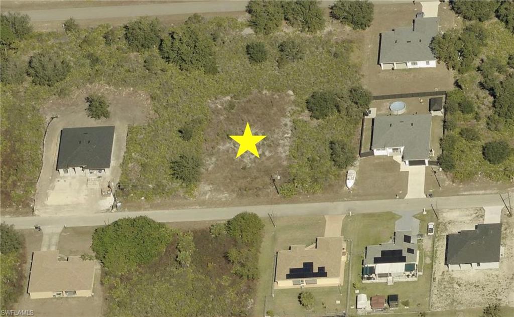 LEHIGH ACRES - Land