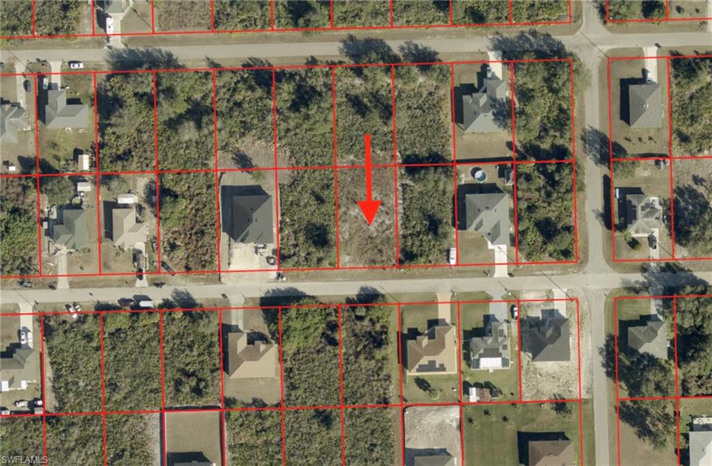 LEHIGH ACRES - Land