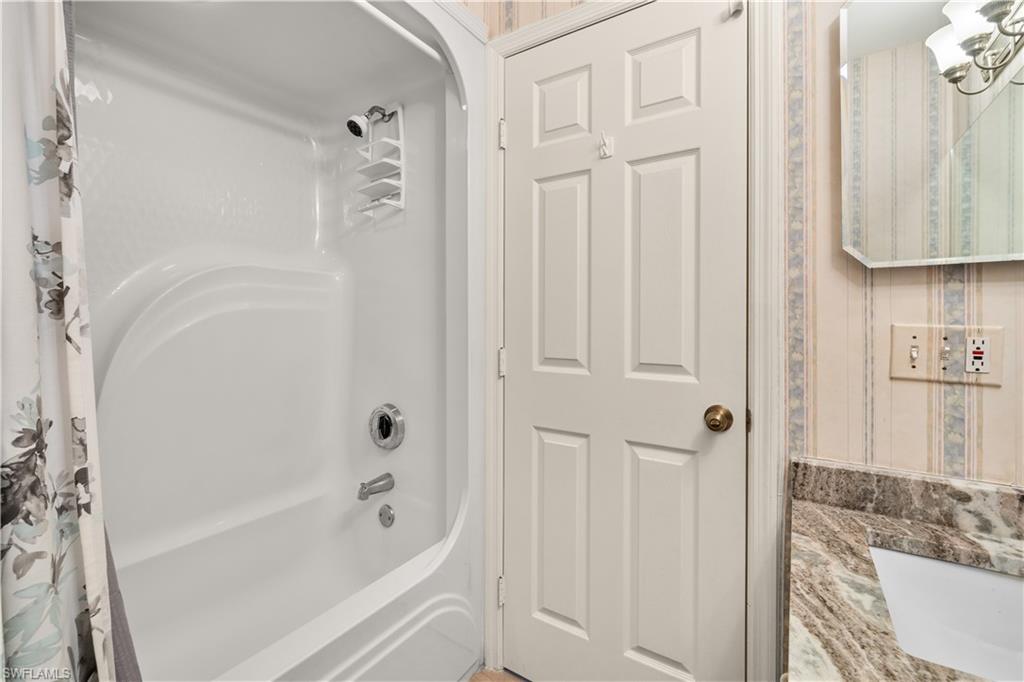 TOPAZ - Residential Lease