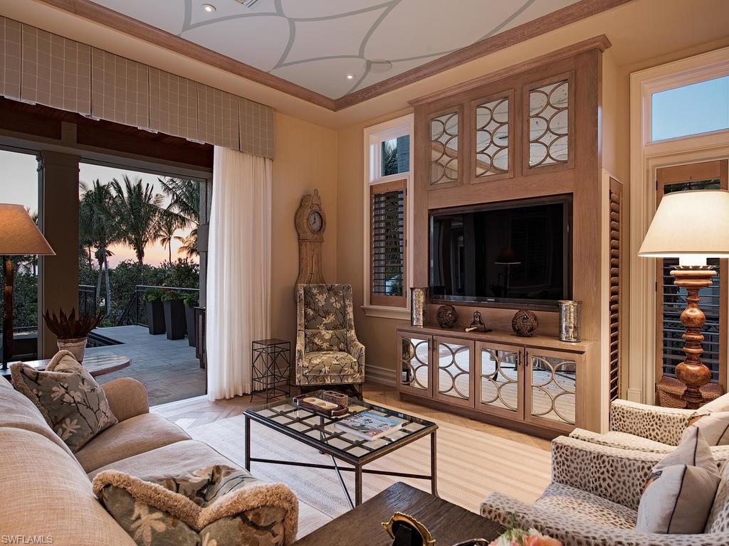 OLDE NAPLES - Residential