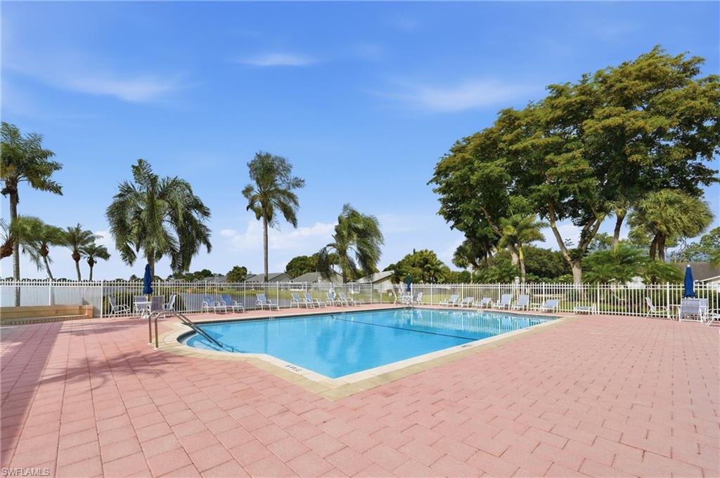 CROWN POINTE SHORES - Residential Lease