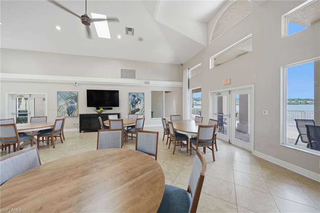 CROWN POINTE SHORES - Residential Lease