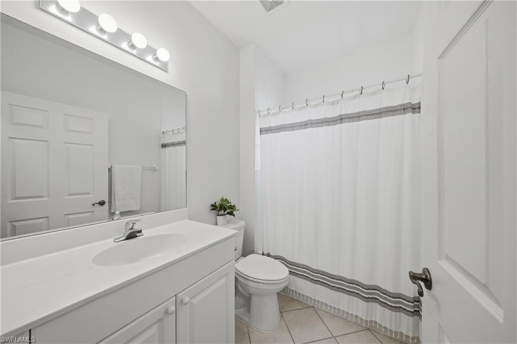 CROWN POINTE SHORES - Residential Lease