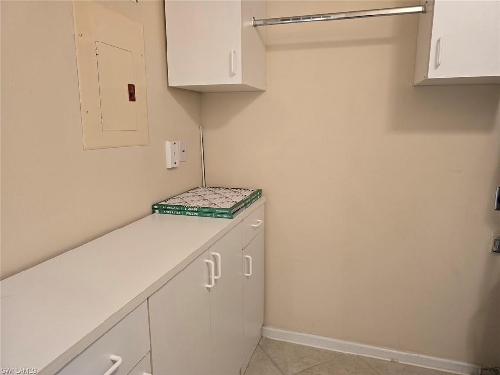 EDGEWOOD - Residential Lease