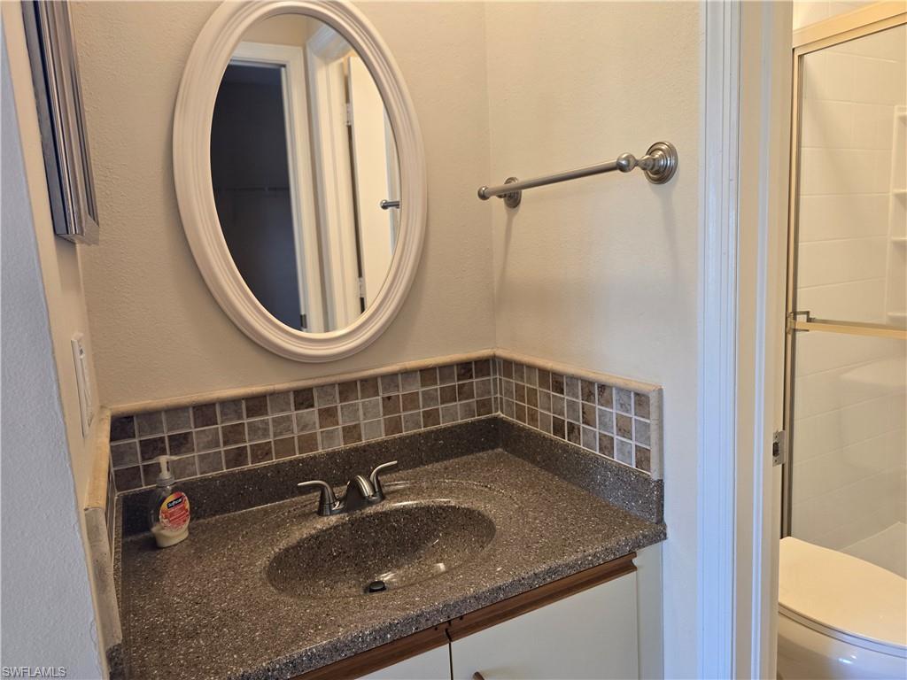 EDGEWOOD - Residential Lease