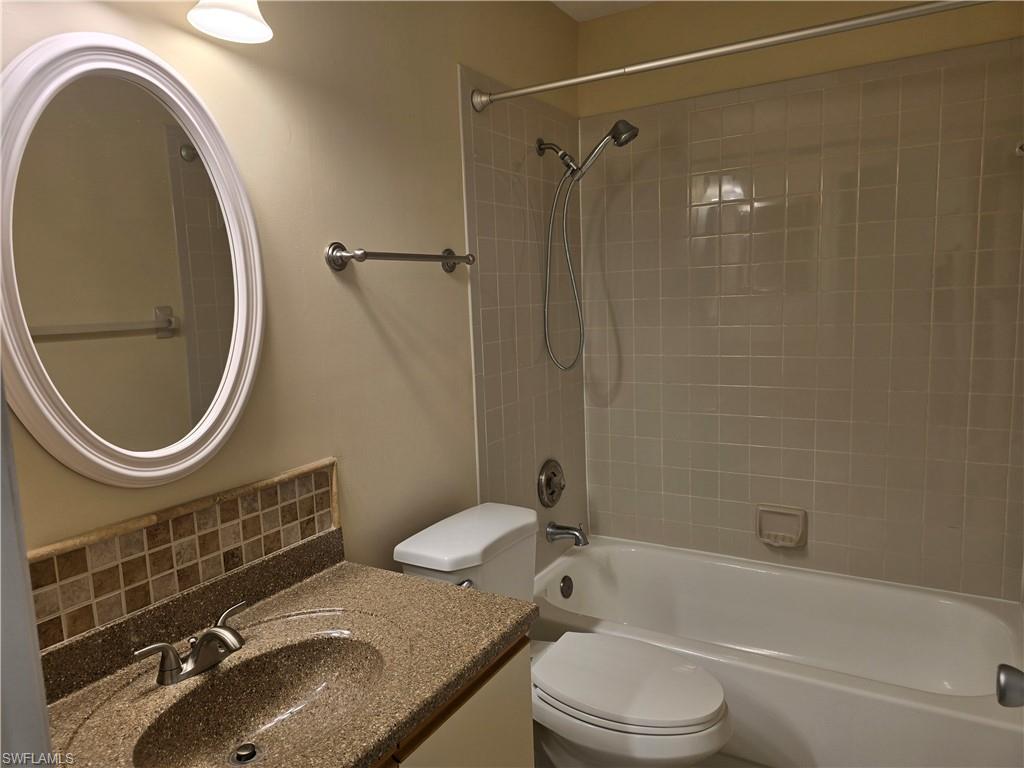 EDGEWOOD - Residential Lease