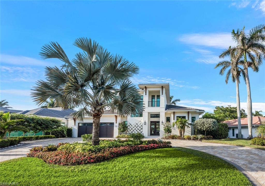 PARK SHORE - Residential