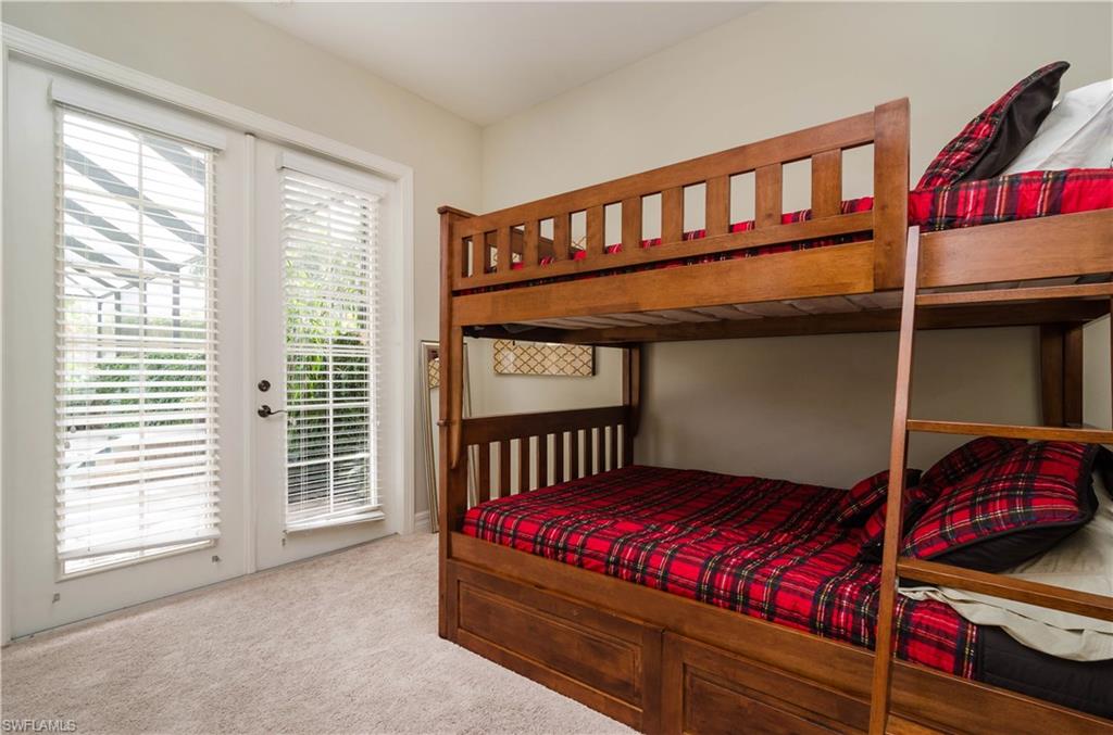 WILSHIRE LAKES - Residential