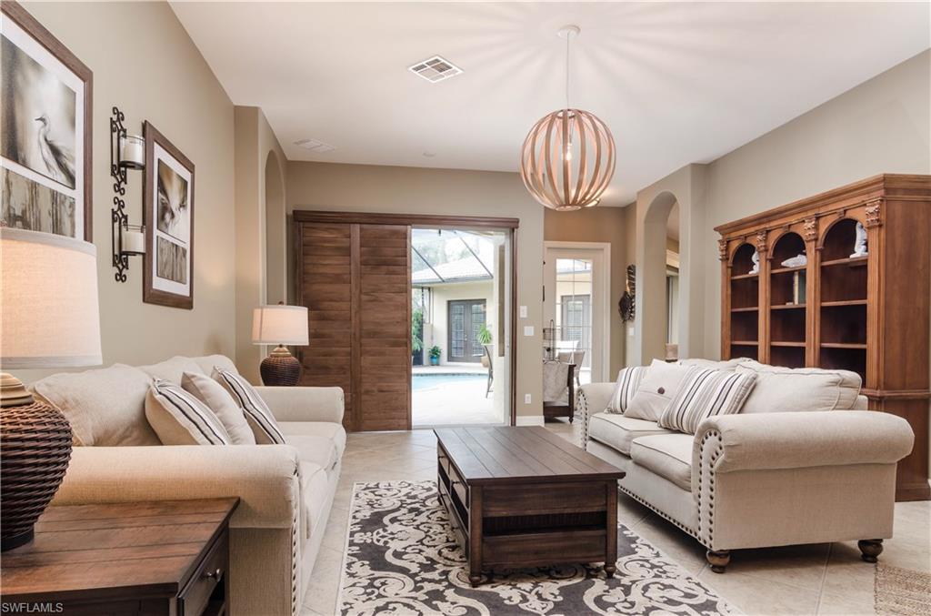 WILSHIRE LAKES - Residential