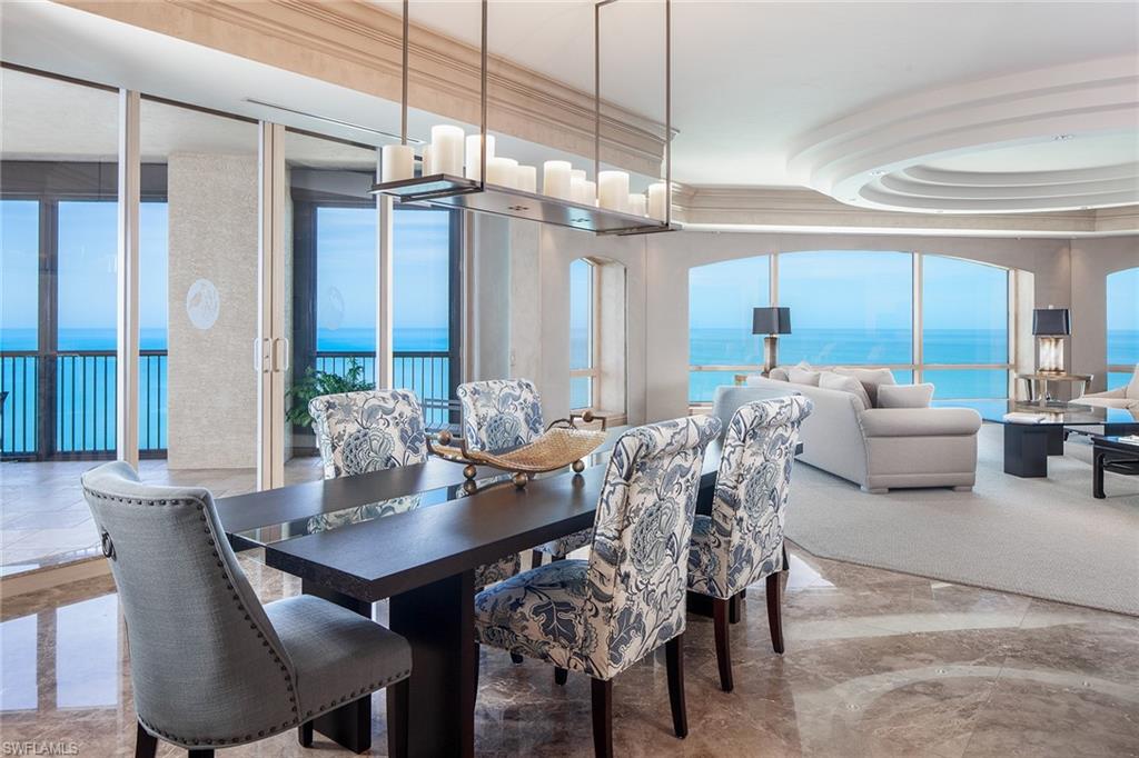 WINDSOR AT BAY COLONY - Residential