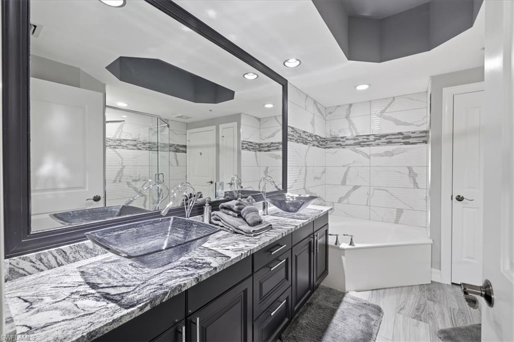 RIVA DEL LAGO - Residential