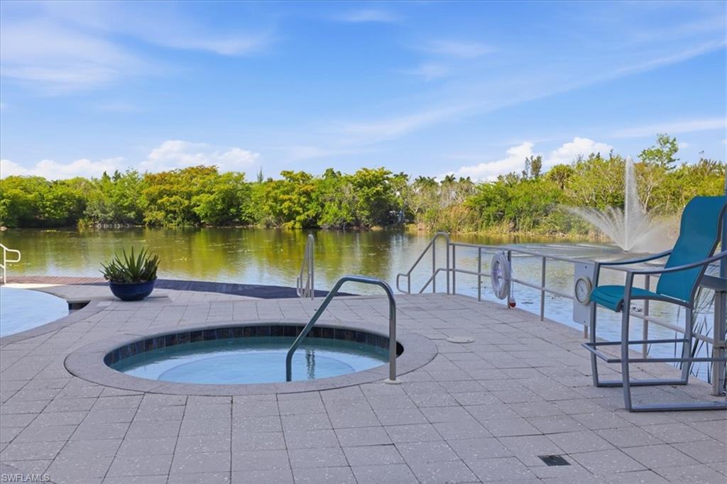 RIVA DEL LAGO - Residential