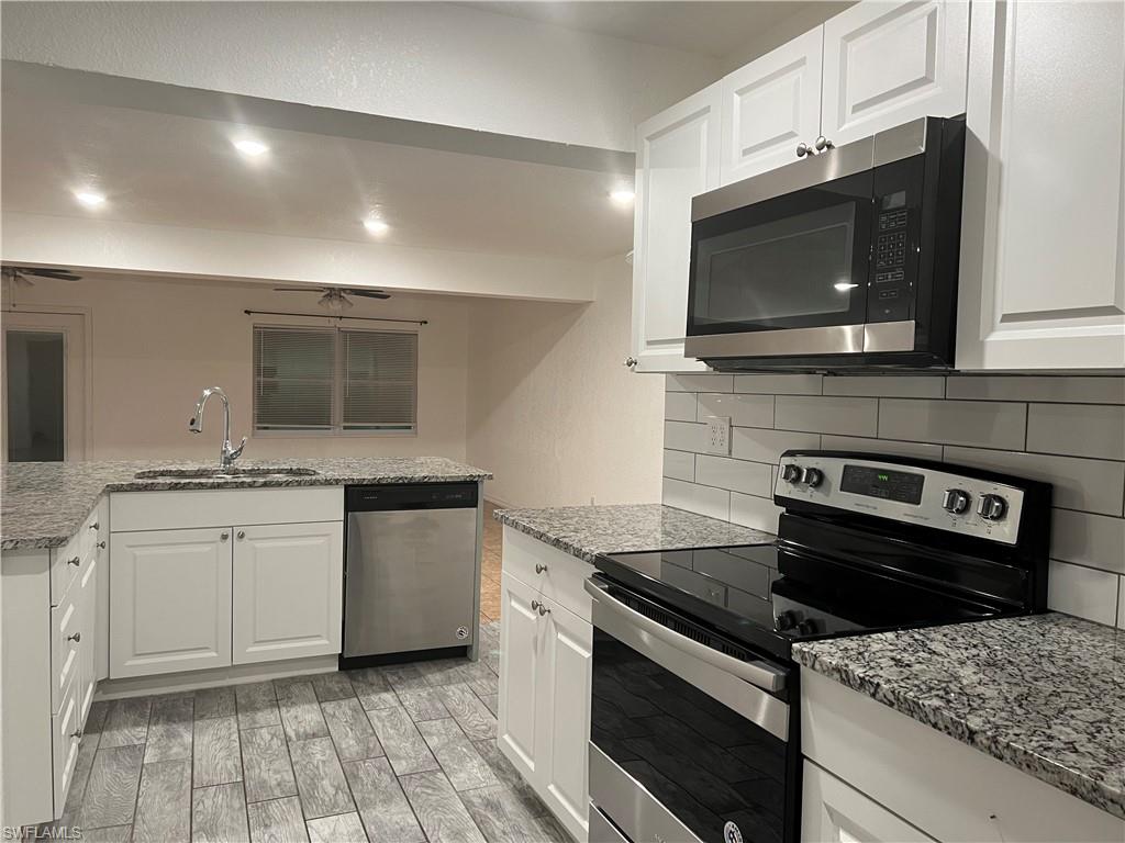 CAPE CORAL - Residential Lease