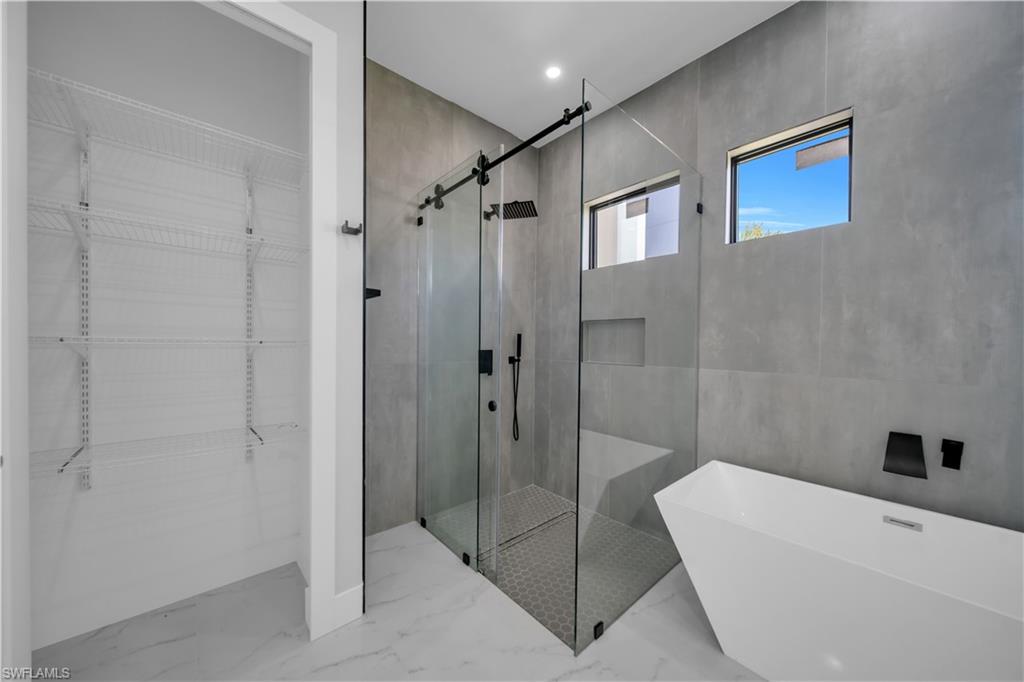 PORT CHARLOTTE - Residential
