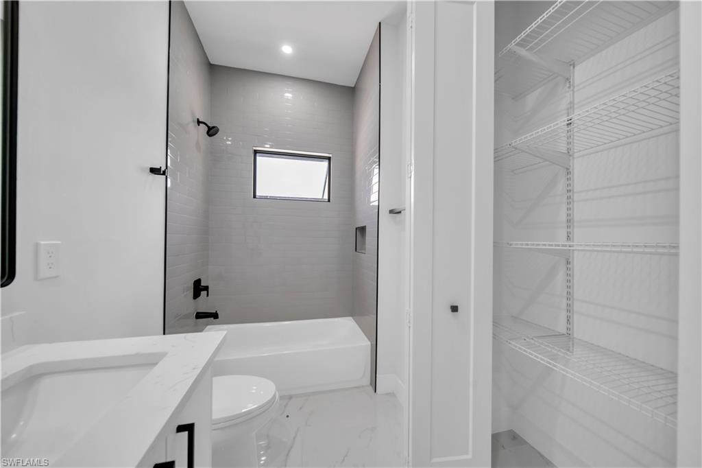 PORT CHARLOTTE - Residential