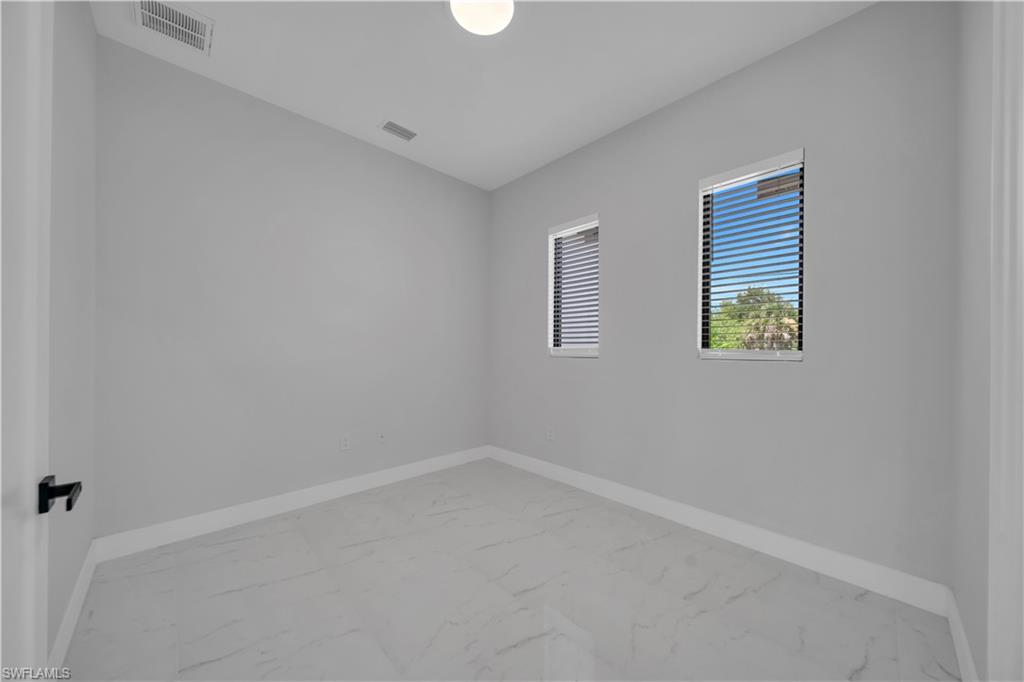 PORT CHARLOTTE - Residential