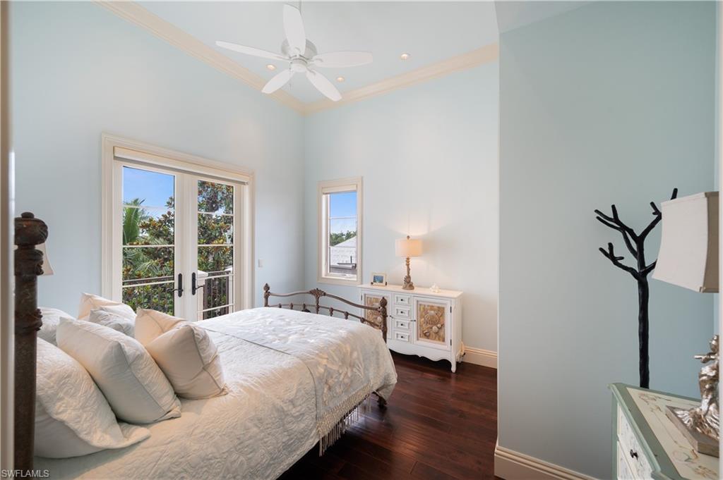 ROYAL HARBOR - Residential