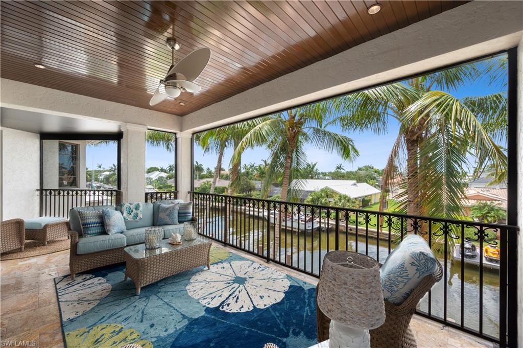 ROYAL HARBOR - Residential