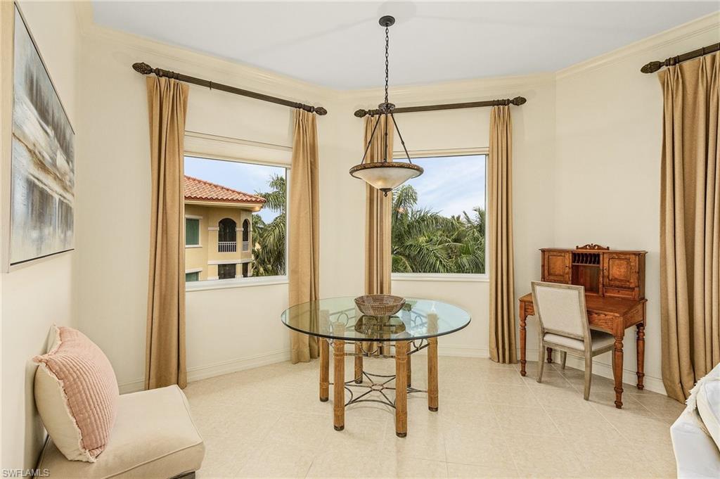 VENTANAS AT TIBURON - Residential Lease