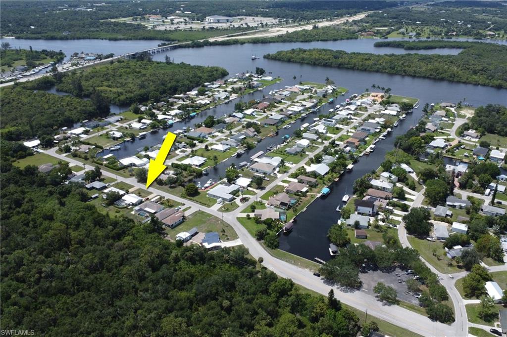 FORT MYERS SHORES - Residential