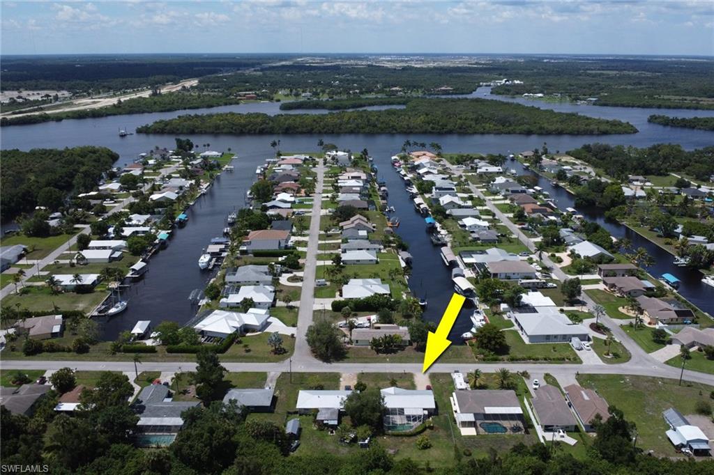 FORT MYERS SHORES - Residential