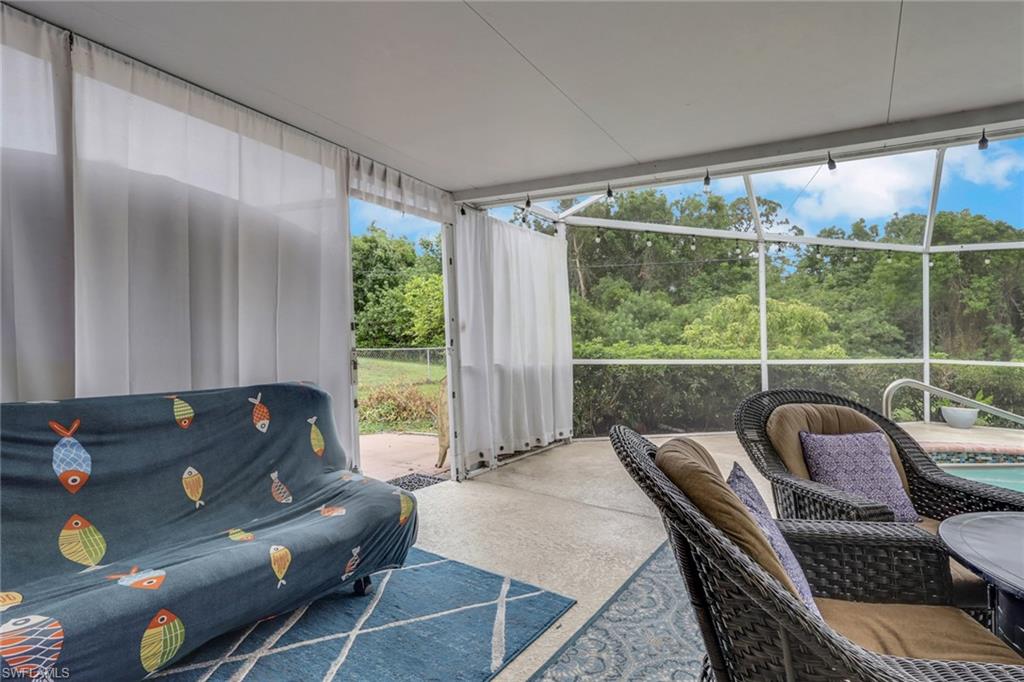 FORT MYERS SHORES - Residential