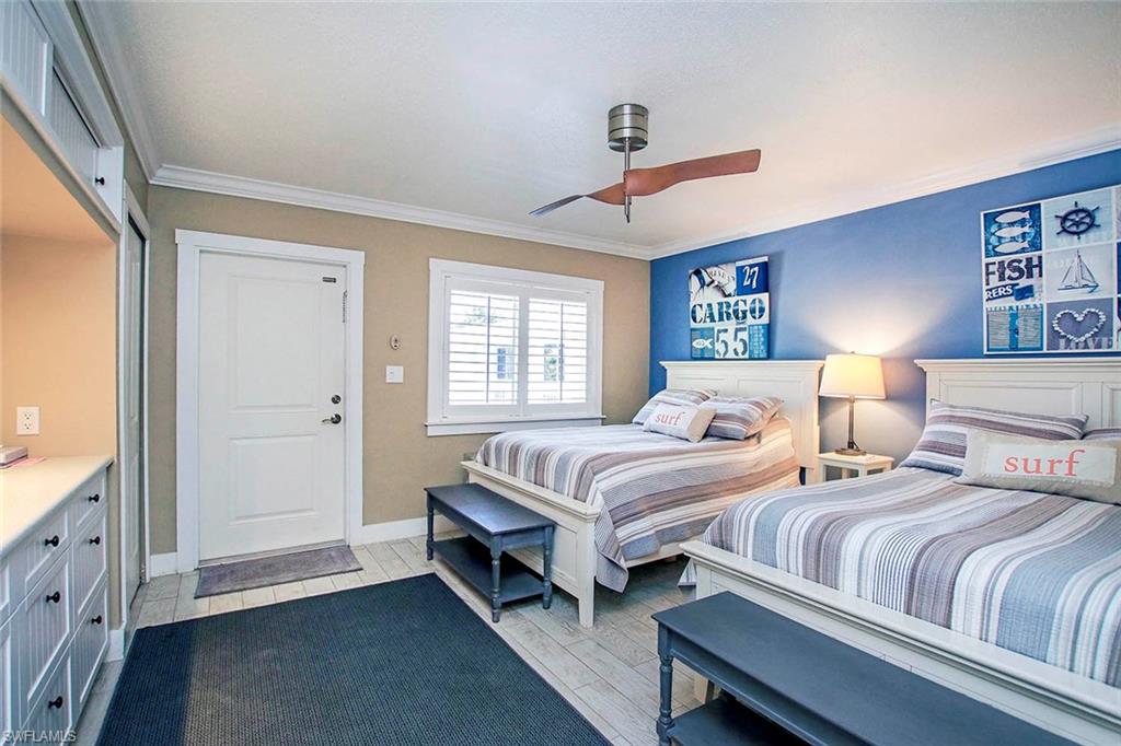 COLONNADES CONDO - Residential