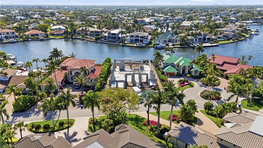 PARK SHORE - Residential