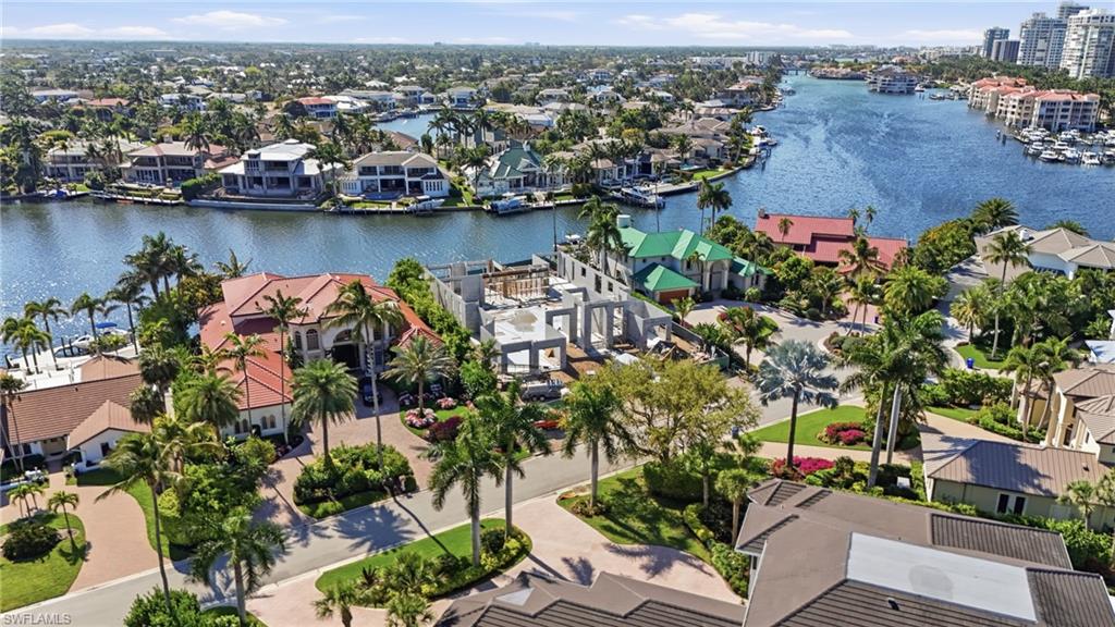 PARK SHORE - Residential