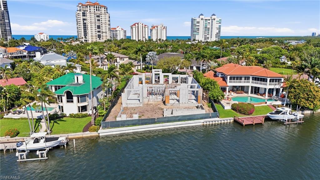 PARK SHORE - Residential