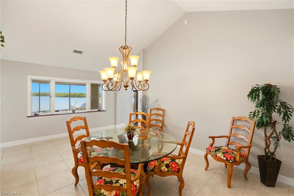 CAROLANDS - Residential